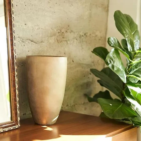 Ultracentral Two In Апартаменты