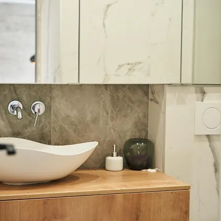 Ultracentral Two In Apartment Bucharest