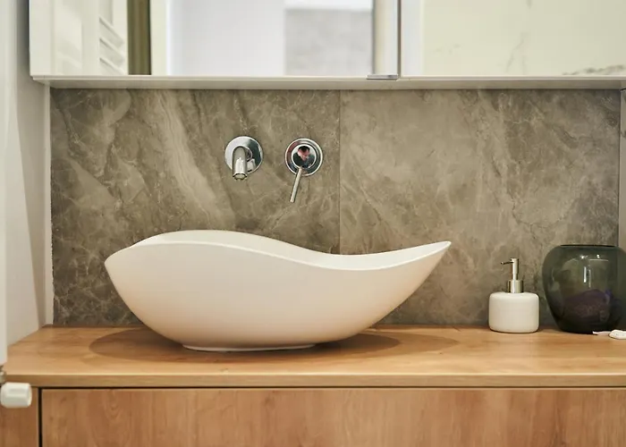 Ultracentral Two In Apartment *